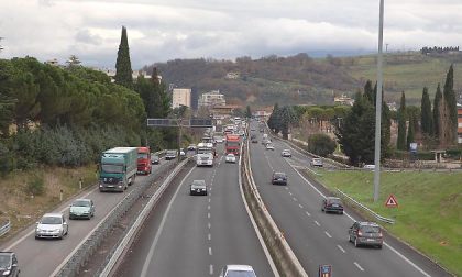 A1 Milano-Napoli, chiusura del tratto compreso tra l'allacciamento con la A1 Direttissima Località La Quercia" e "Località Aglio", verso Firenze