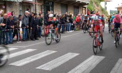 Il Giro d'Italia infiamma il pubblico sul San Baronto