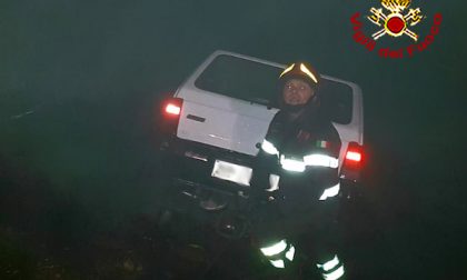 Precipitano in un dirupo a Baggio: muore coppia di 80enni dentro l'auto