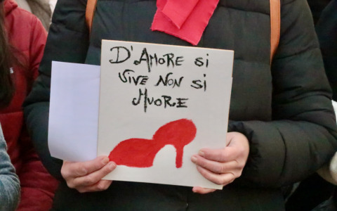 A Pistoia aumenta la violenza di genere: giovani donne sempre più coinvolte