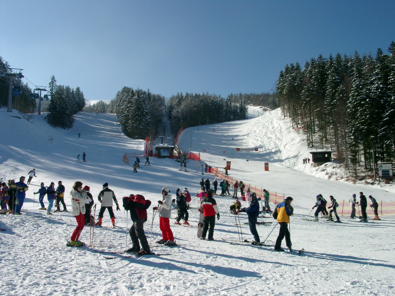 Abetone, inizio della stagione sciistica con l’apertura degli impianti