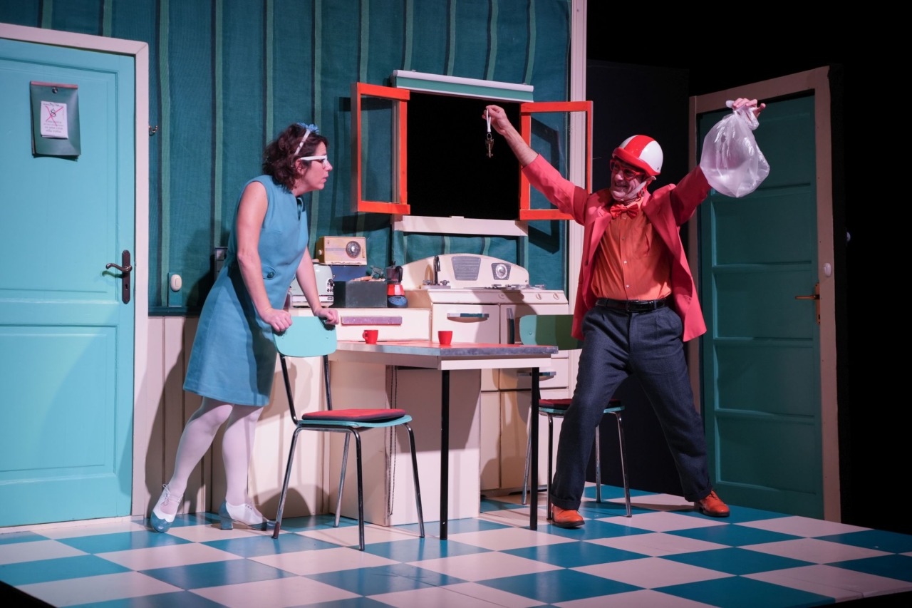 Popiglio: lo spettacolo “Soqquadro” chiude la stagione autunnale al Teatro Mascagni