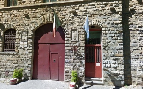 Un detenuto si suicida nel carcere di Pistoia: i sindacati chiedono interventi urgenti