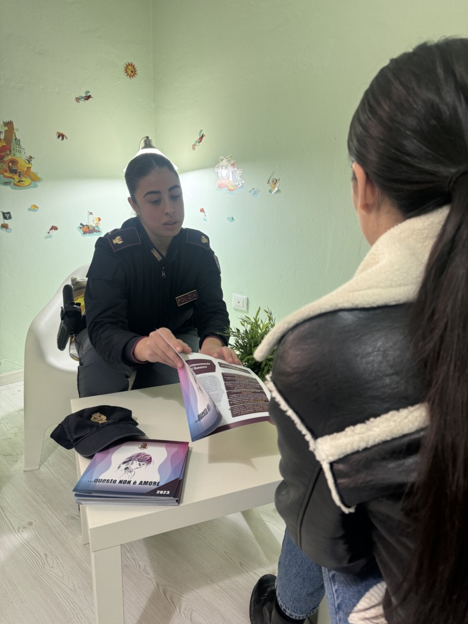 Arrestato un osteopata per abusi sessuali su clienti, anche minori, in Valdinievole