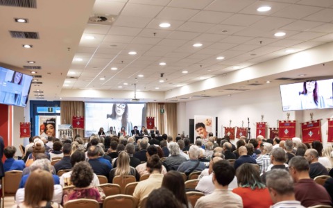 Avis Toscana: oltre il 50% dei donatori ha più di 46 anni